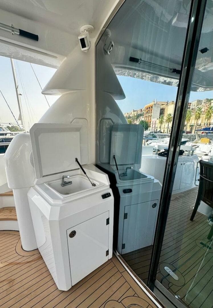 2009 Aicon 64 — photo 109