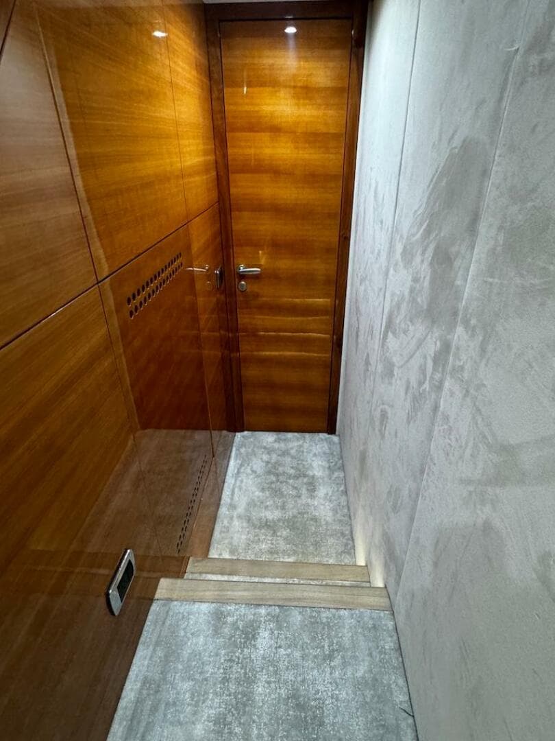 2009 Aicon 64 — photo 75