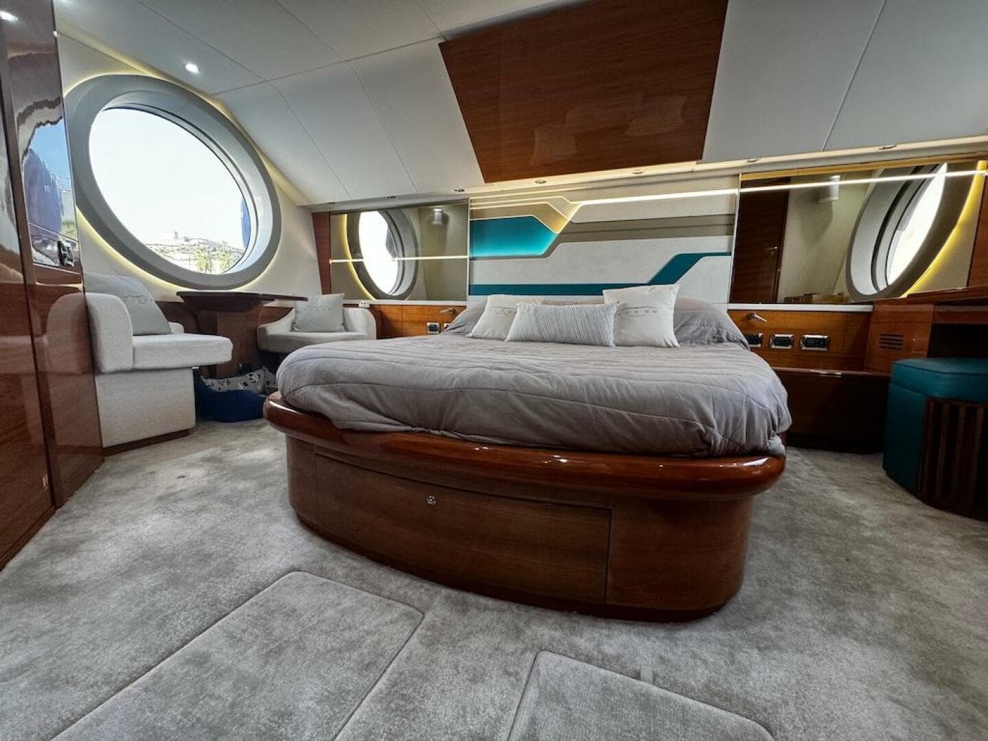 2009 Aicon 64 — photo 73