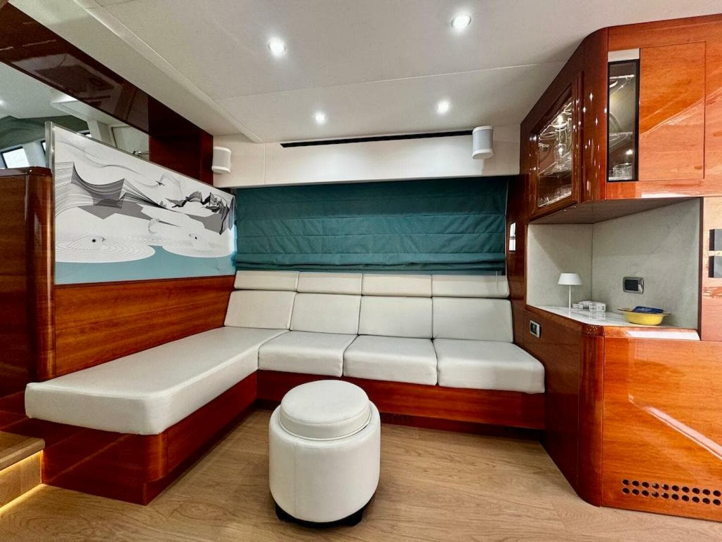 2009 Aicon 64 — photo 102