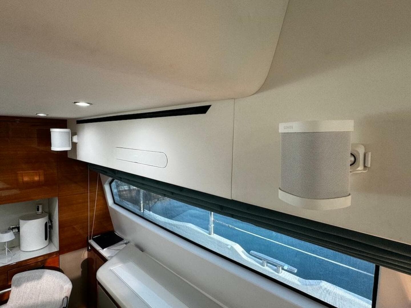 2009 Aicon 64 — photo 79