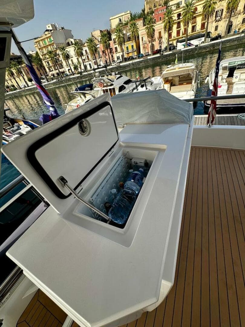 2009 Aicon 64 — photo 13