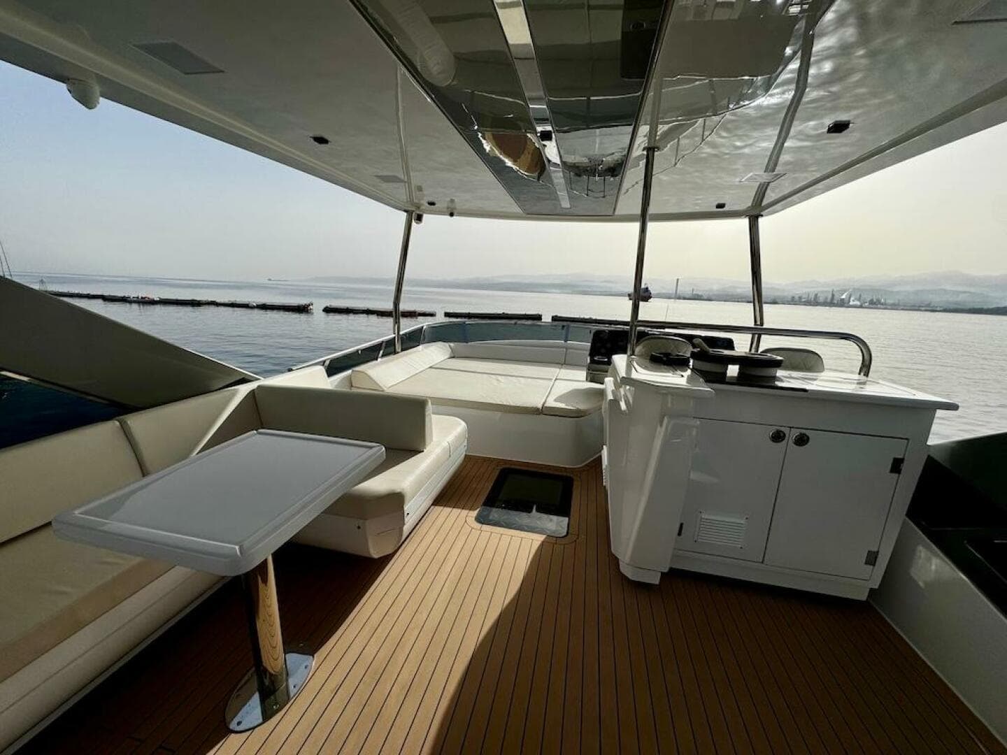 2009 Aicon 64 — photo 22