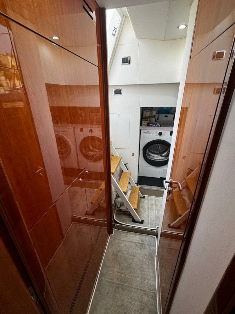 2009 Aicon 64 — photo 33