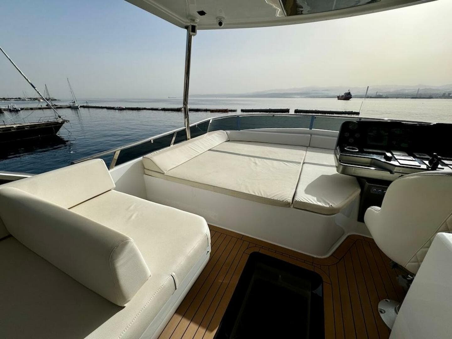 2009 Aicon 64 — photo 20