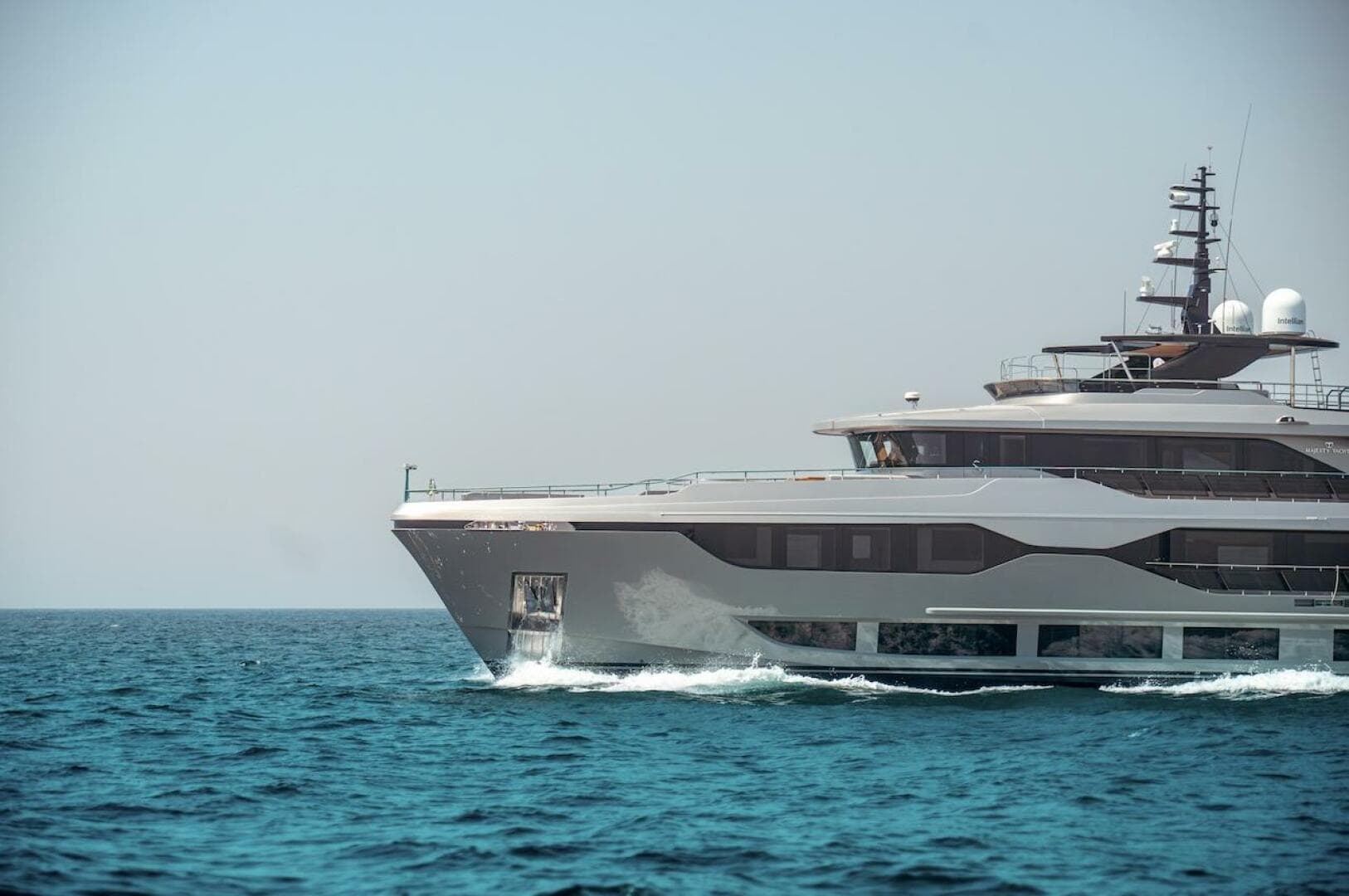 2025 Majesty Yachts 120 — photo 7