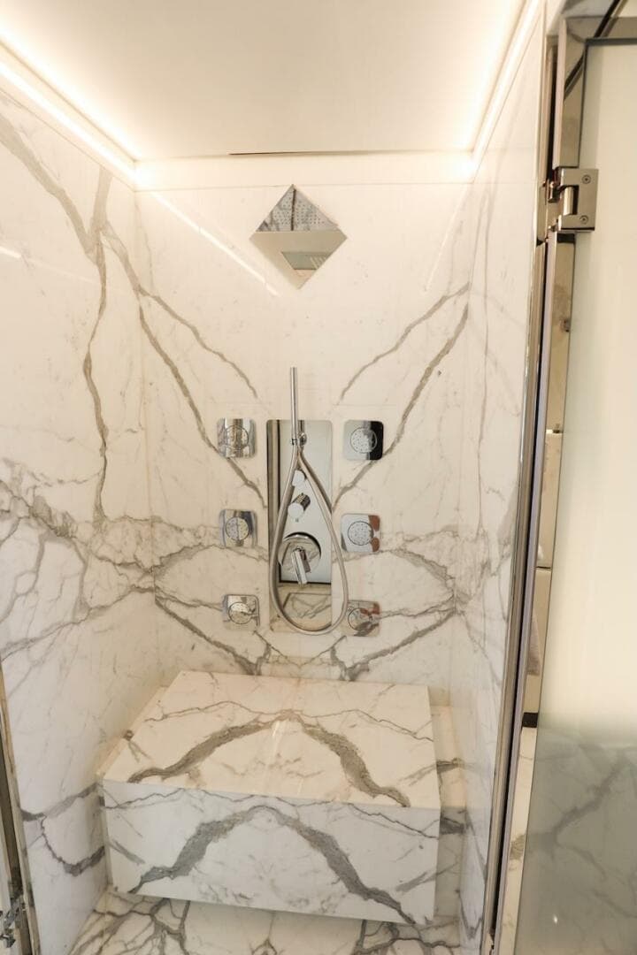 2025 Majesty Yachts 120 — photo 76