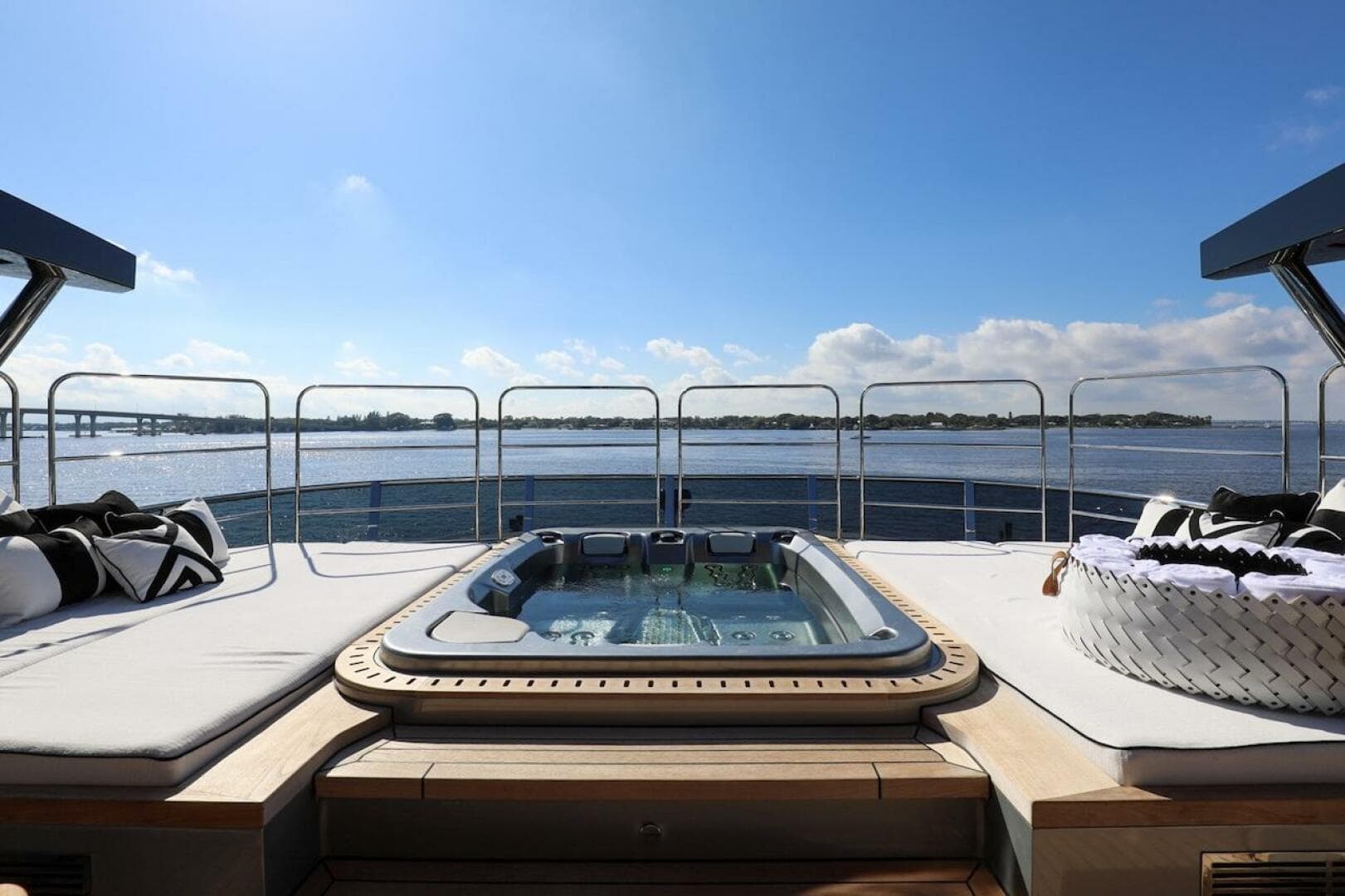 2025 Majesty Yachts 120 — photo 87