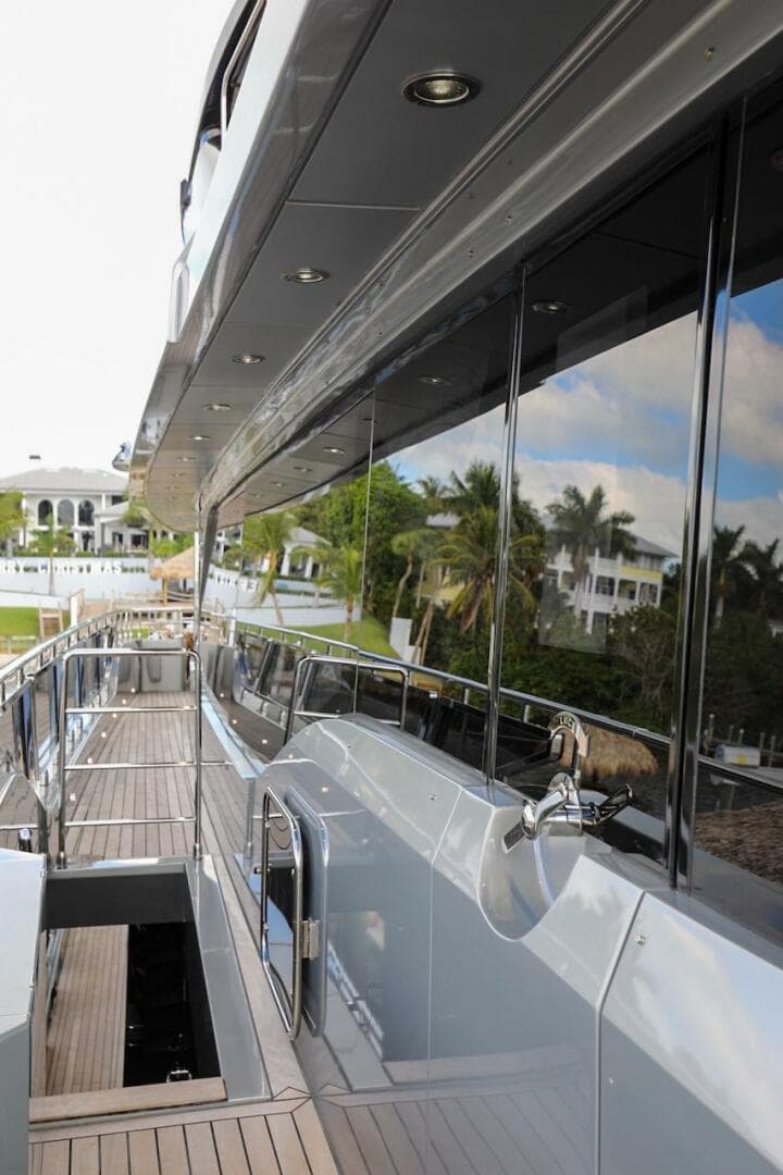 2025 Majesty Yachts 120 — photo 21