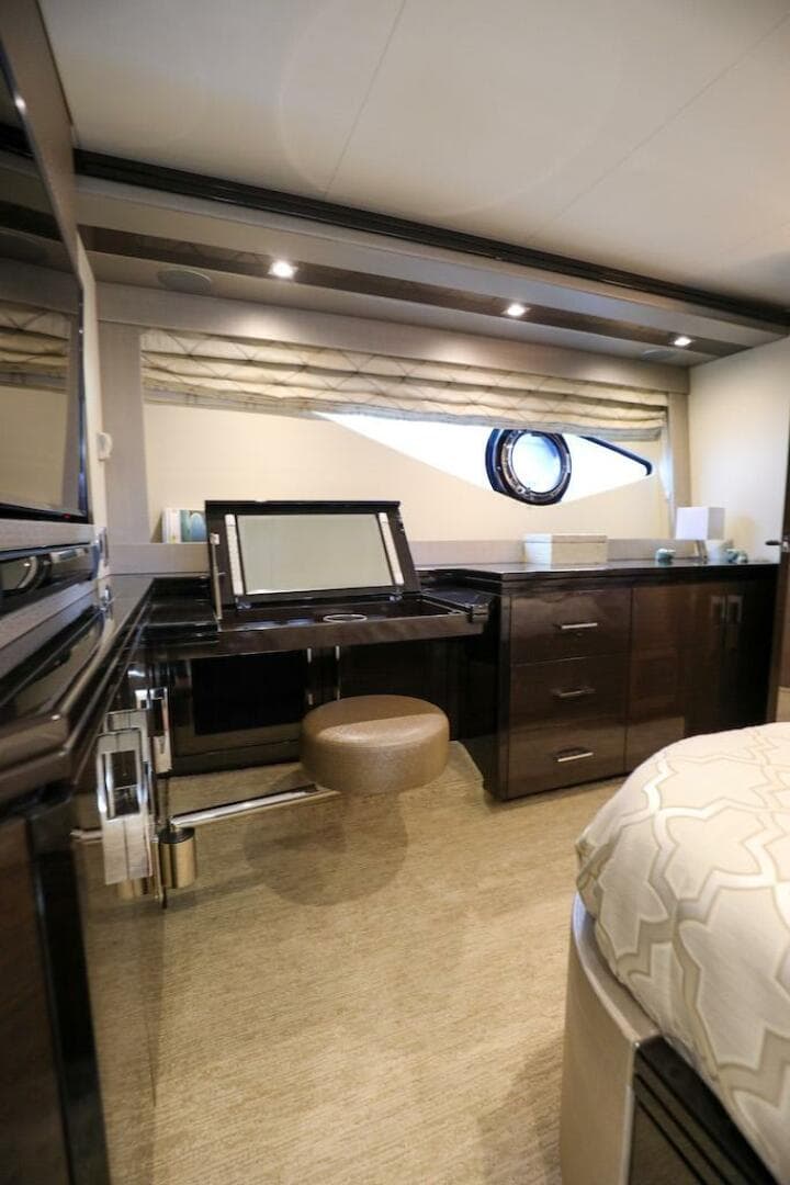 2016 Marquis 660 Sport Yacht — photo 84