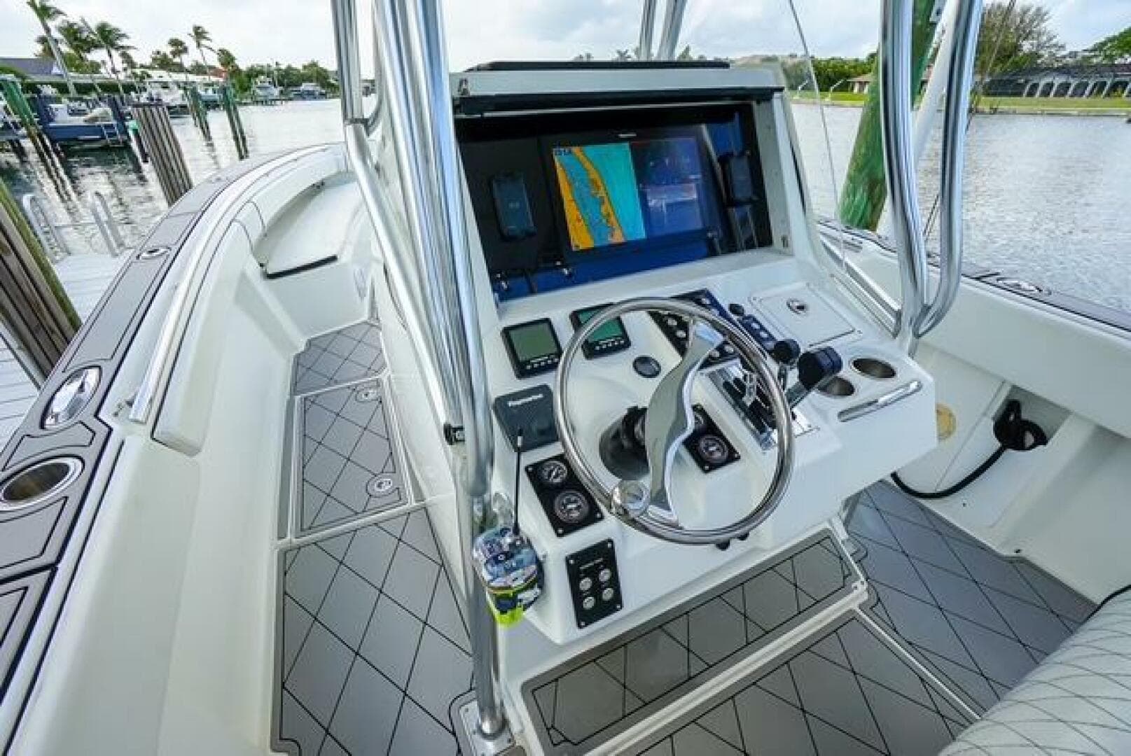 2007 Spectre 37 Center Console — photo 22