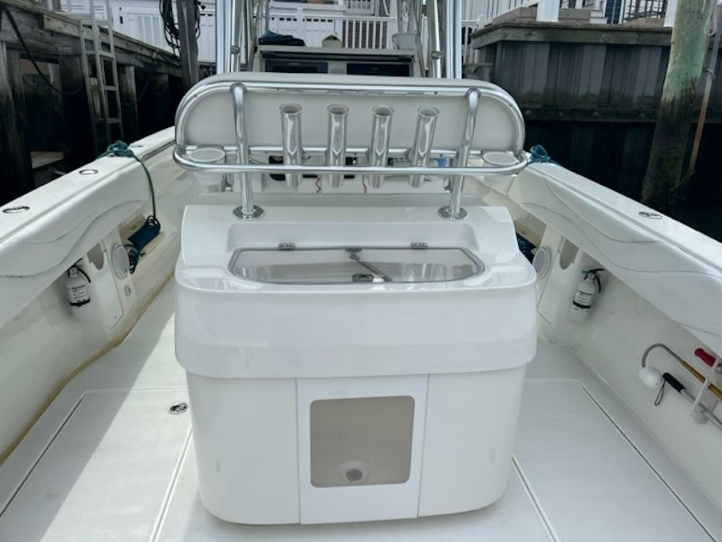 2008 Spectre 34 Center Console — photo 37