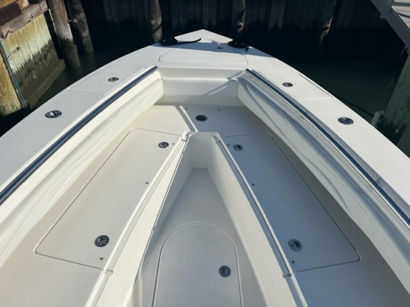 2008 Spectre 34 Center Console — photo 28