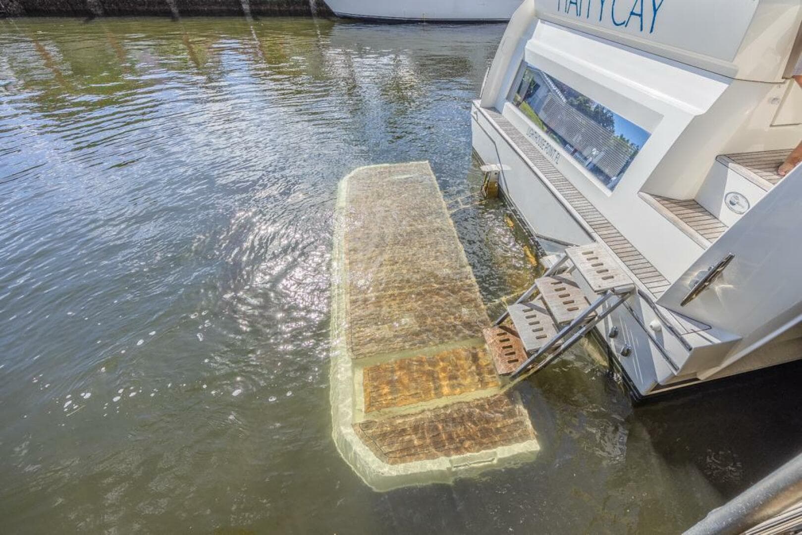 2021 Prestige 520 Flybridge — photo 16