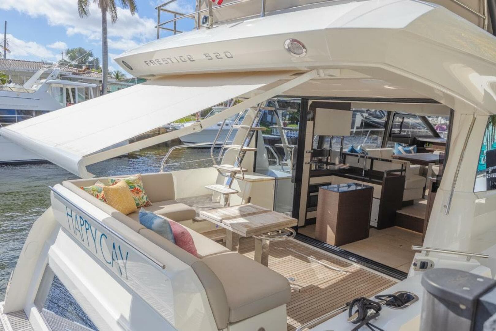 2021 Prestige 520 Flybridge — photo 18