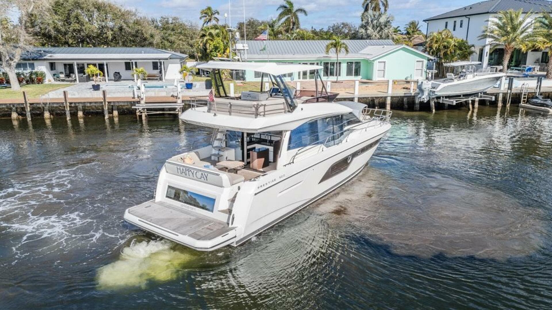 2021 Prestige 520 Flybridge — photo 13