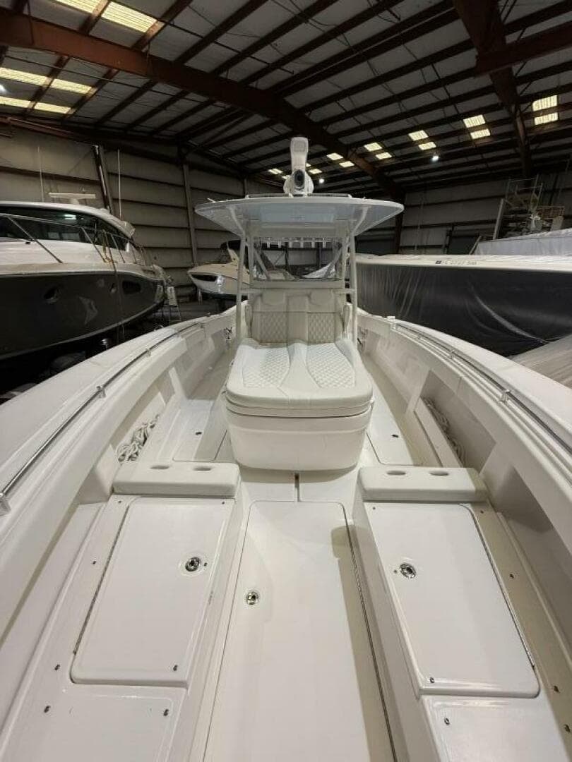 2022 Invincible 39 Open Fisherman — photo 13