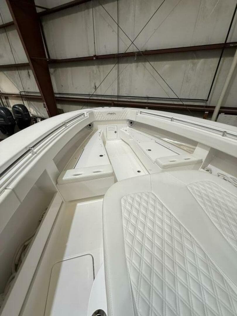 2022 Invincible 39 Open Fisherman — photo 11