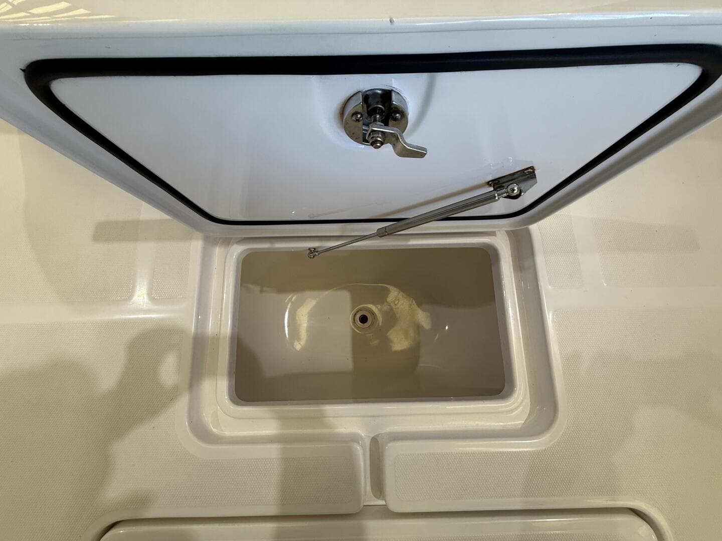 2022 Invincible 39 Open Fisherman — photo 34