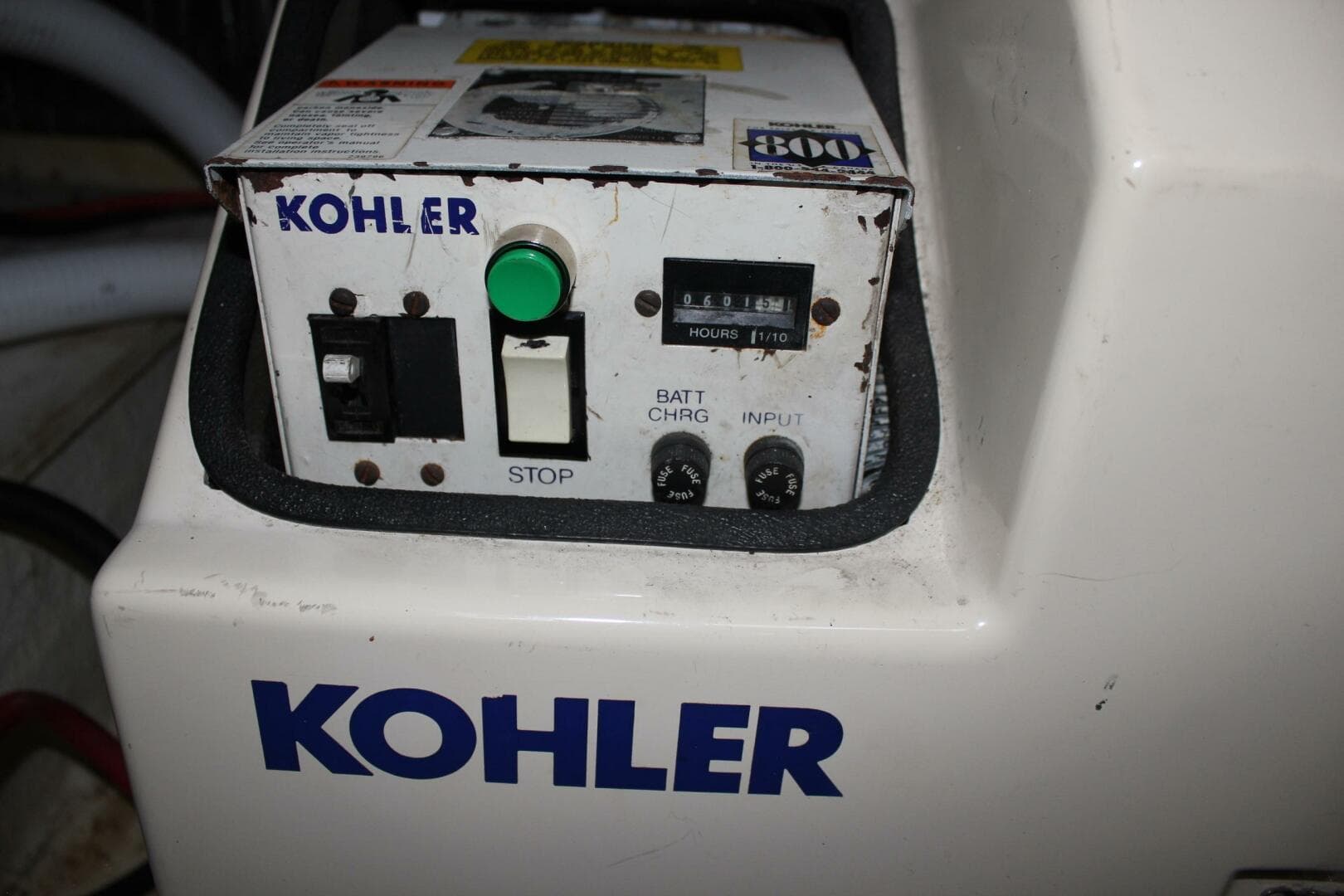 1996 Cruisers Yachts 3650 Aft Cabin — photo 6