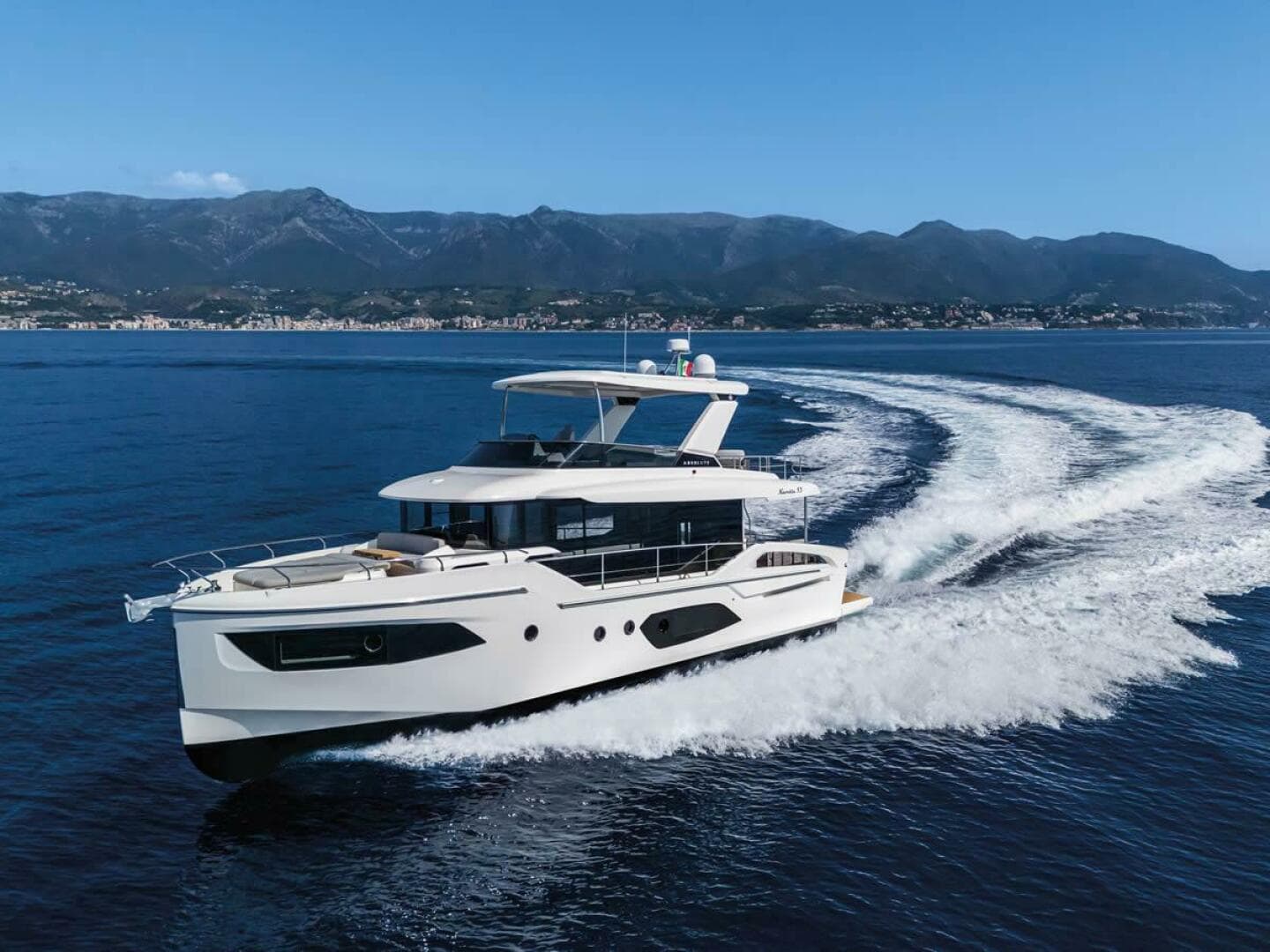 2027 Absolute 53 Navetta — photo 6