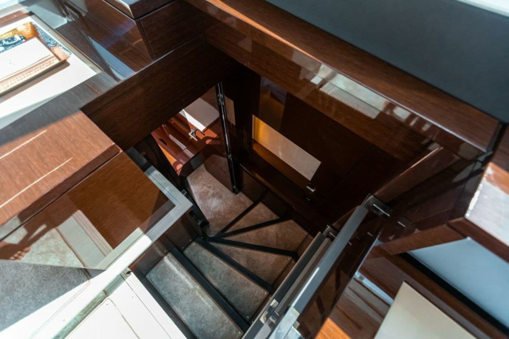 2020 Prestige 630 Flybridge — photo 17