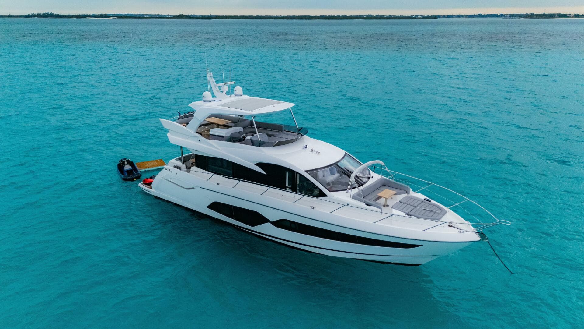 2018 Sunseeker Manhattan 66 — photo 1