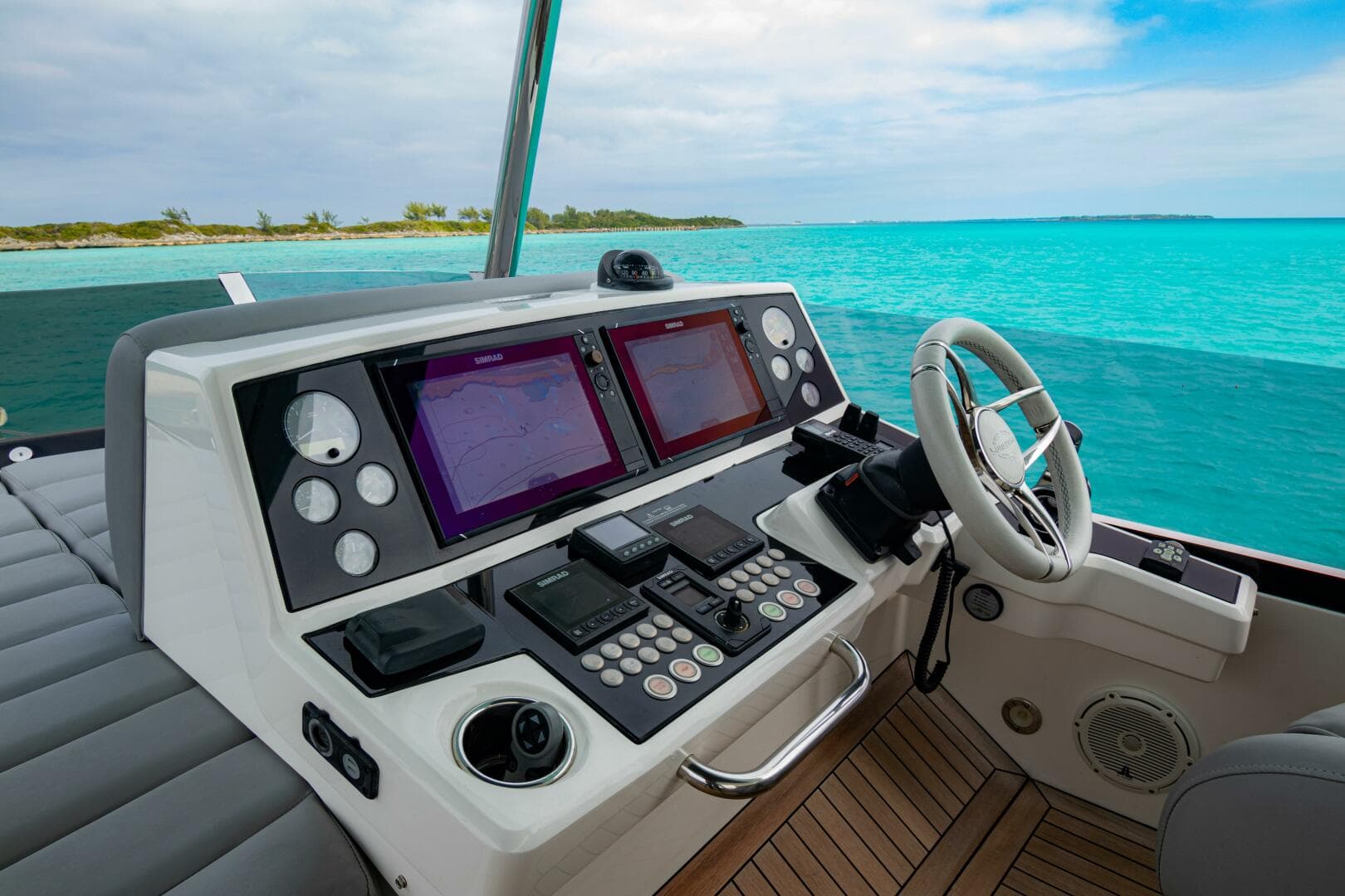 2018 Sunseeker Manhattan 66 — photo 25