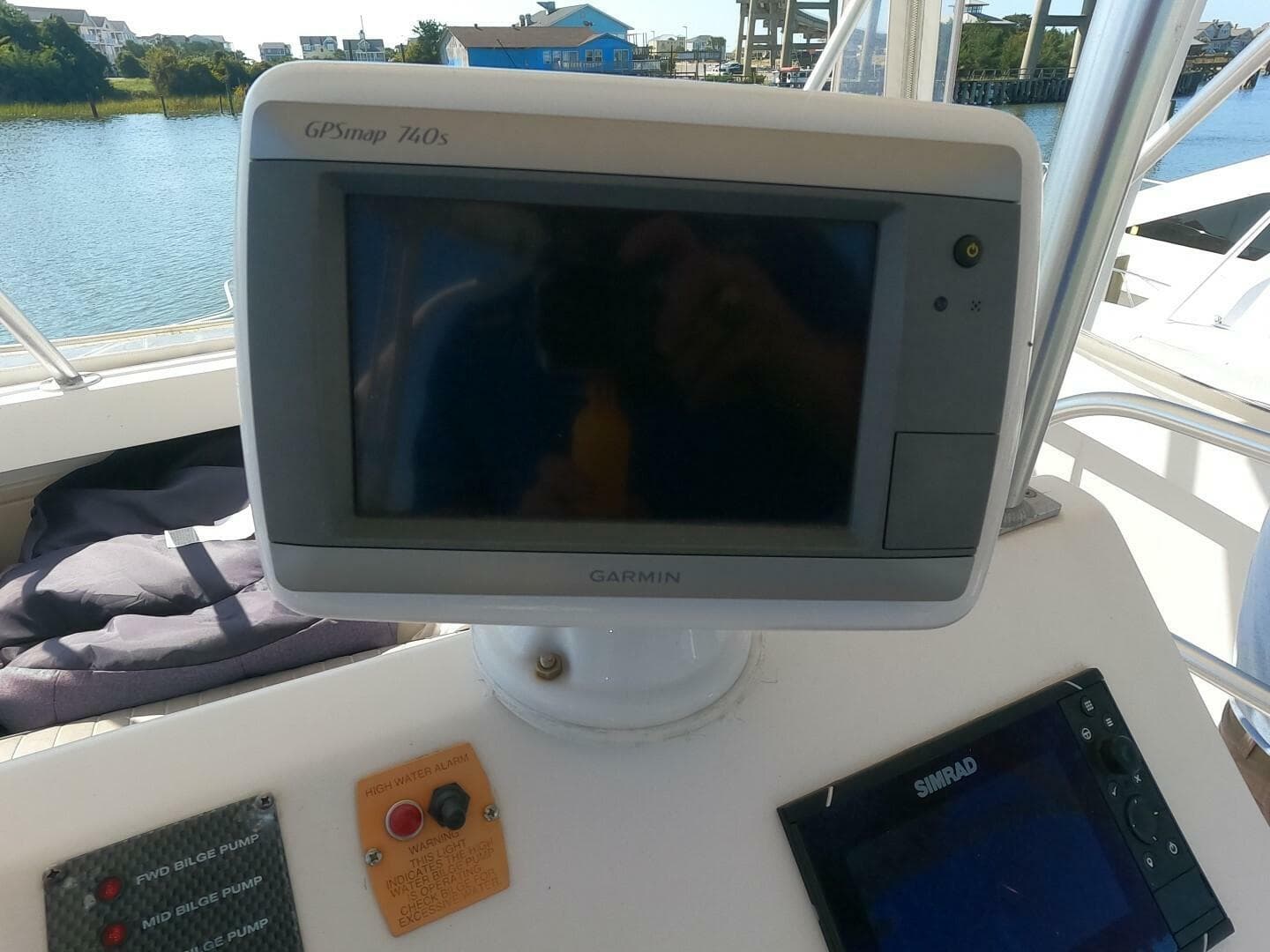 2002 Luhrs 34 Convertible — photo 6