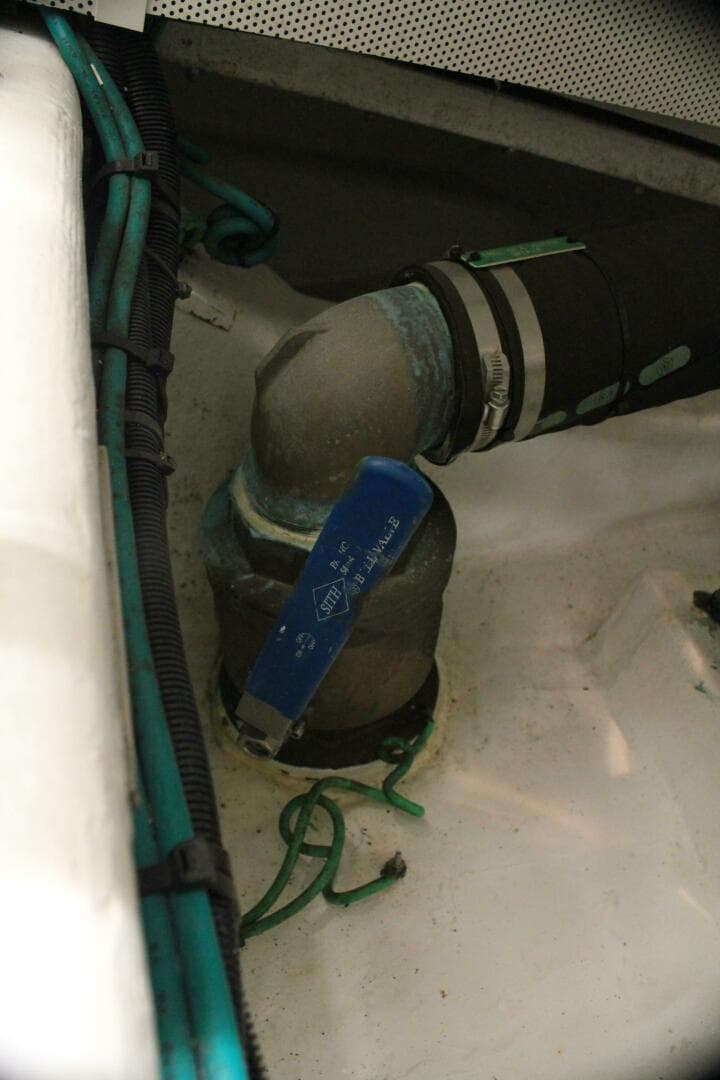 2004 Horizon P70 — photo 53