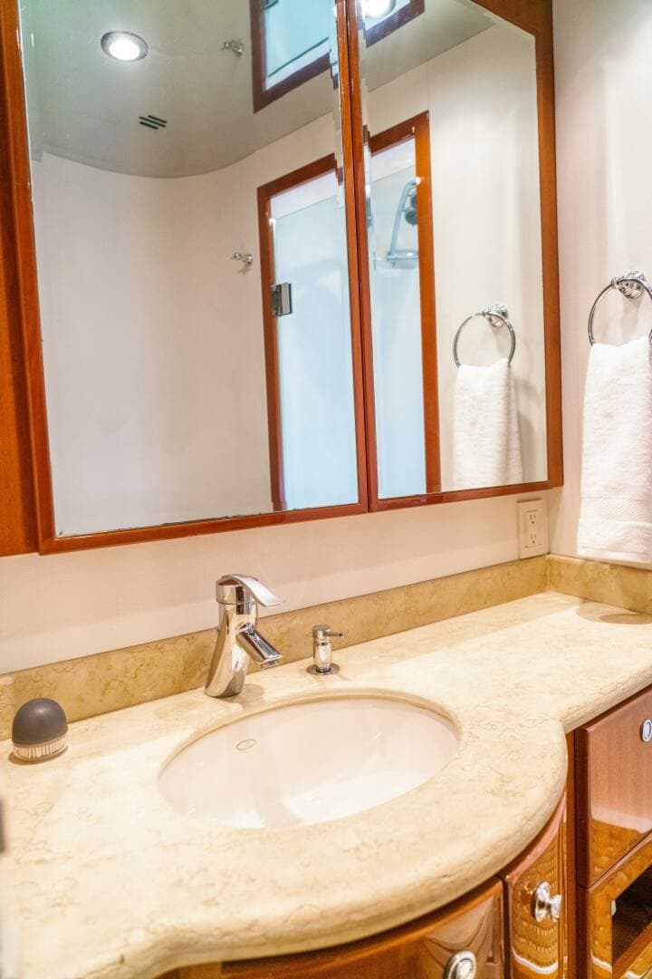 2008 Mckinna — photo 27