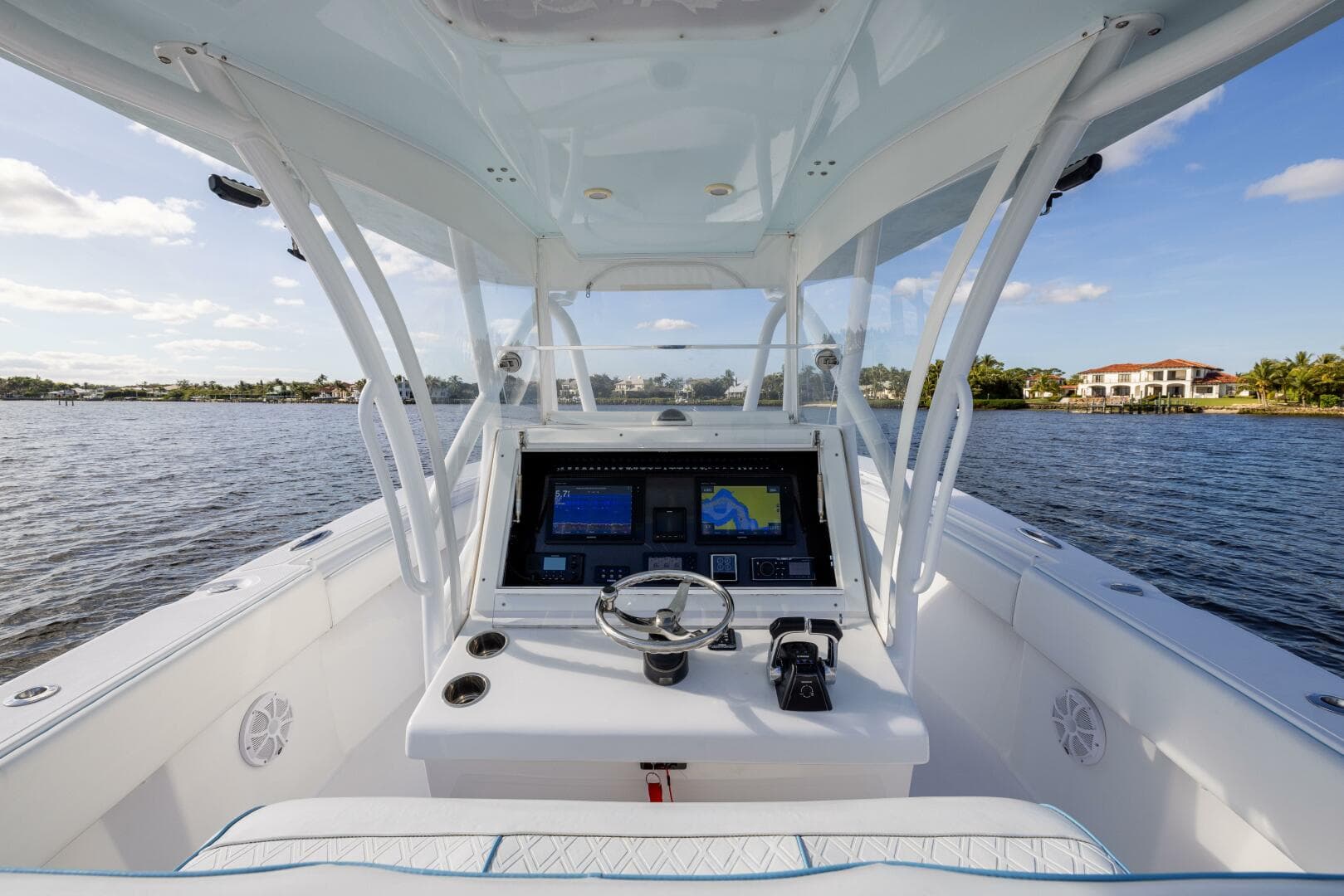 2018 Seahunter 33 Center Console — photo 11