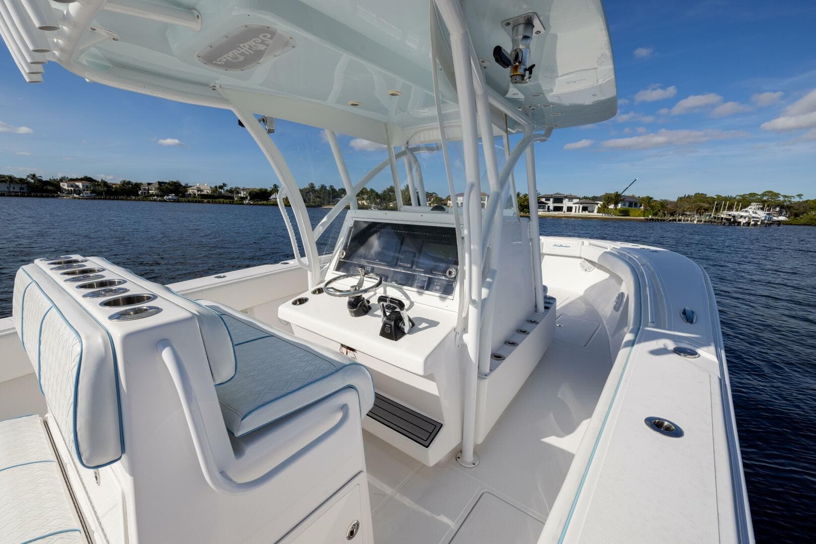 2018 Seahunter 33 Center Console — photo 7
