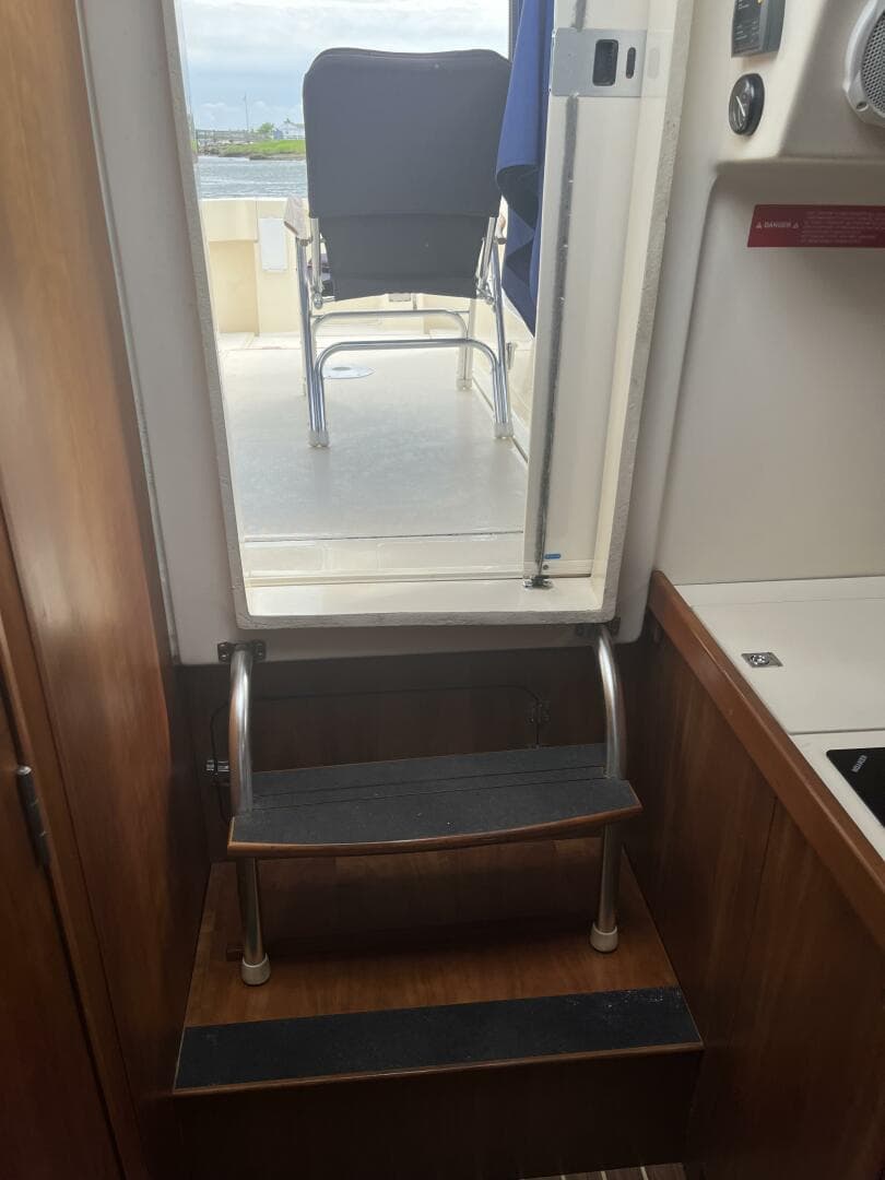 2005 Mainship Rum Runner 2 — photo 11