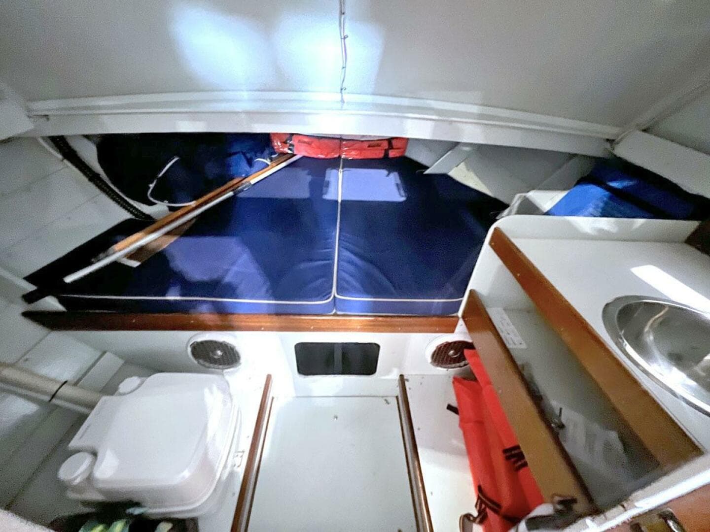 1968 Chris-Craft Cavalier Cutlass 26 — photo 18