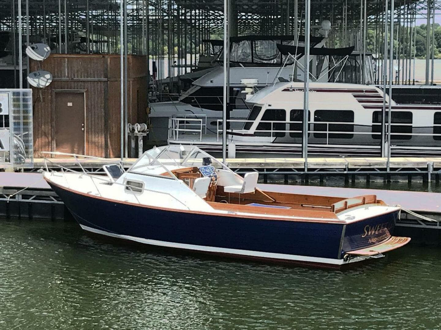 1968 Chris-Craft Cavalier Cutlass 26 — photo 1