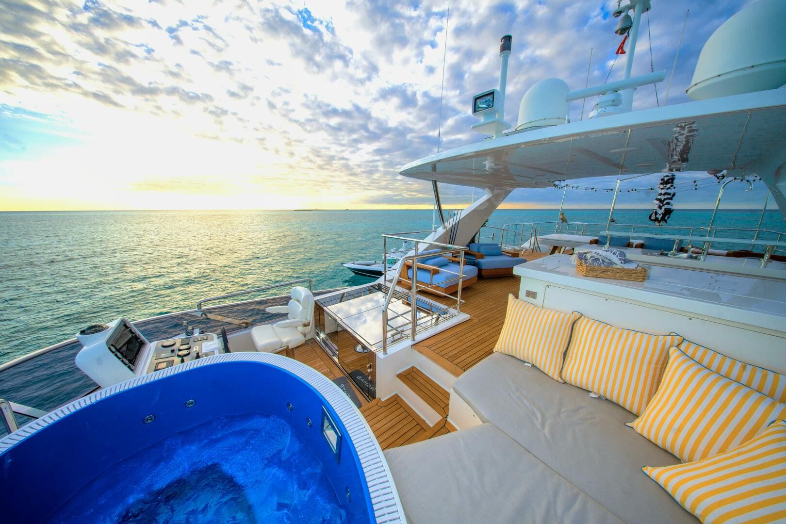 2015 Benetti Benetti Tradition Supreme 108 — photo 31