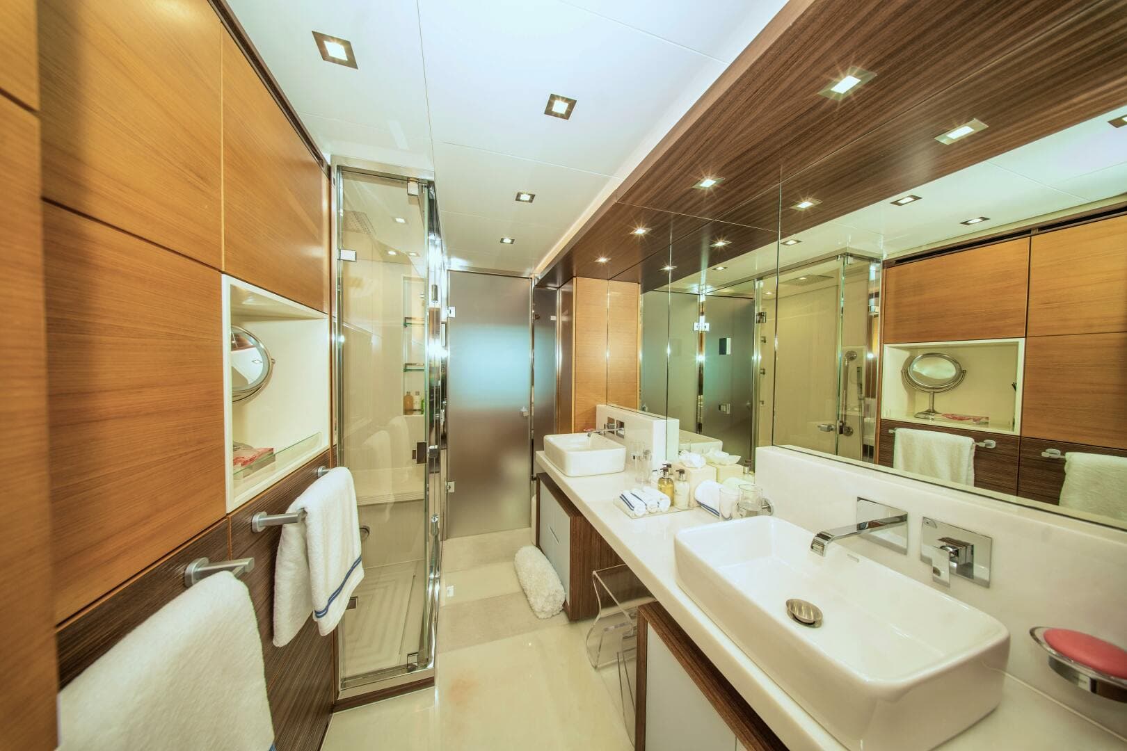 2015 Benetti Benetti Tradition Supreme 108 — photo 9