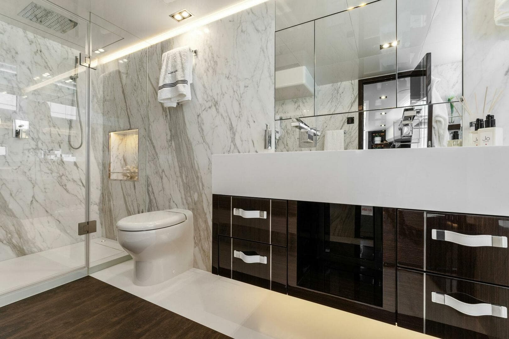 2023 Pearl 95 — photo 38