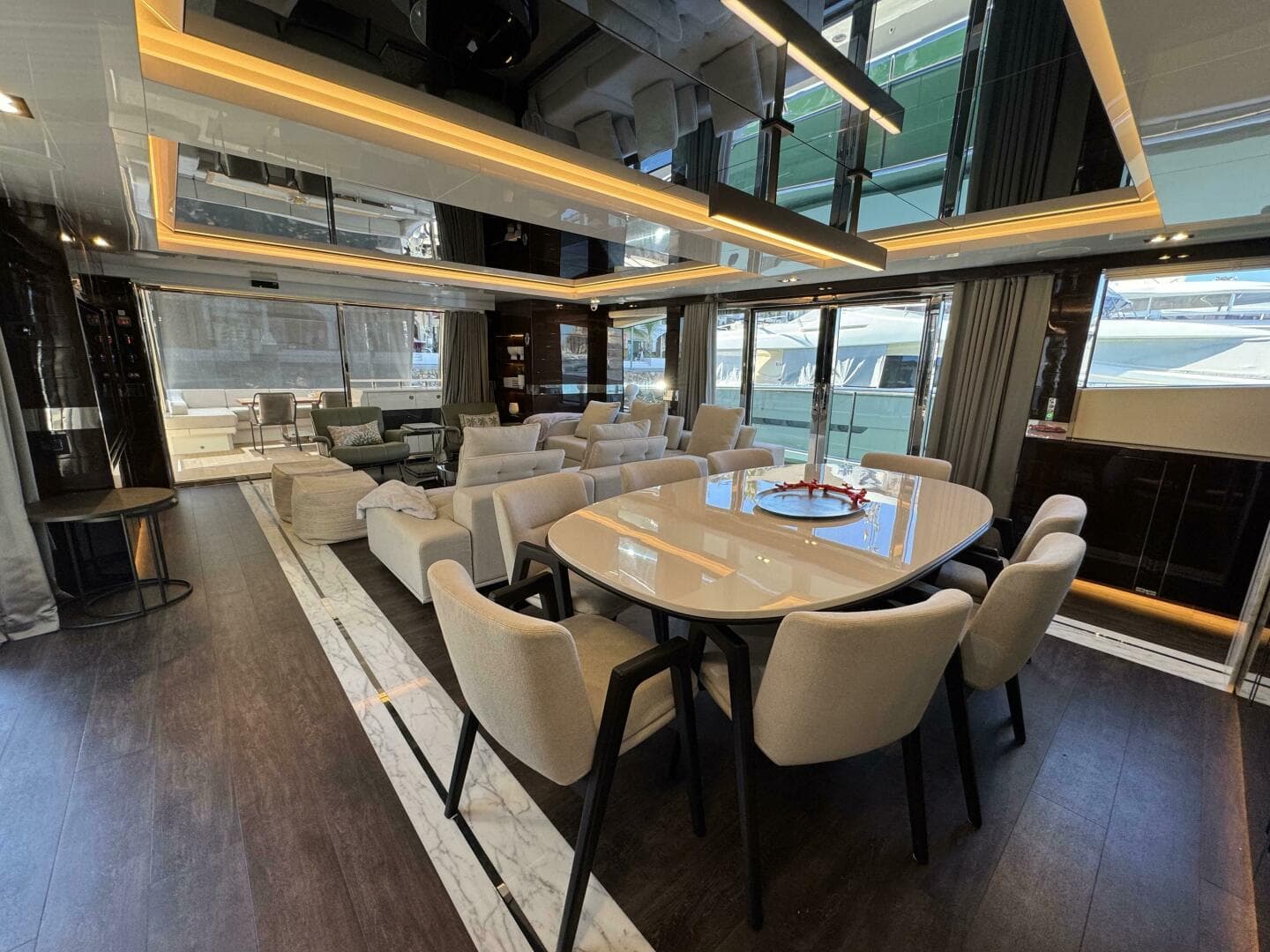 2023 Pearl 95 — photo 25