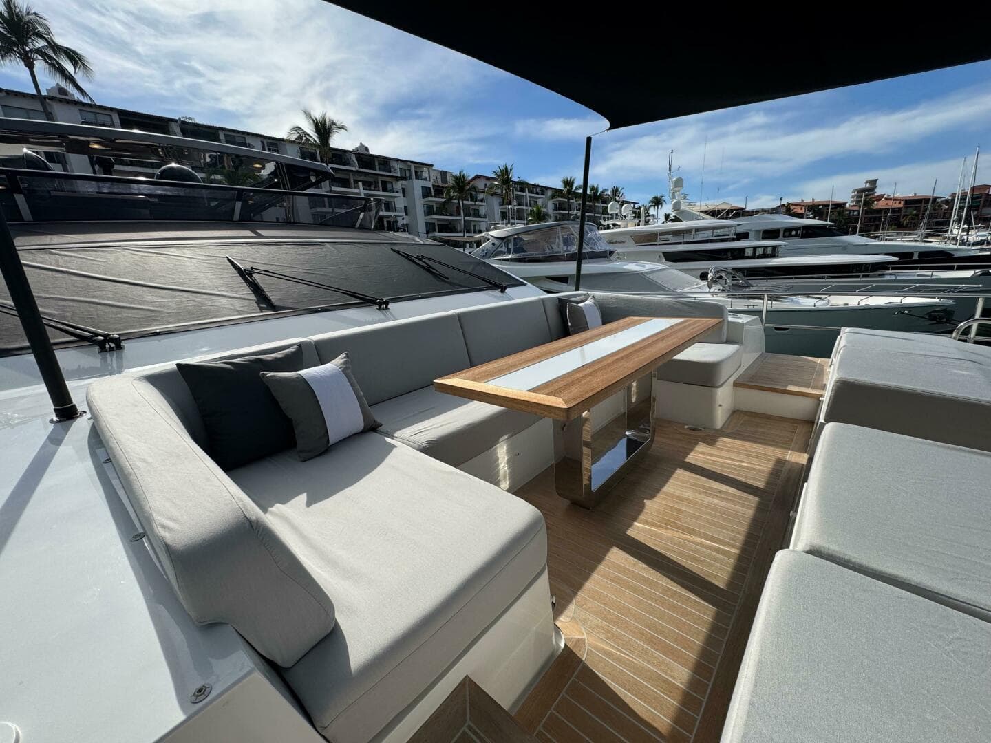 2023 Pearl 95 — photo 13