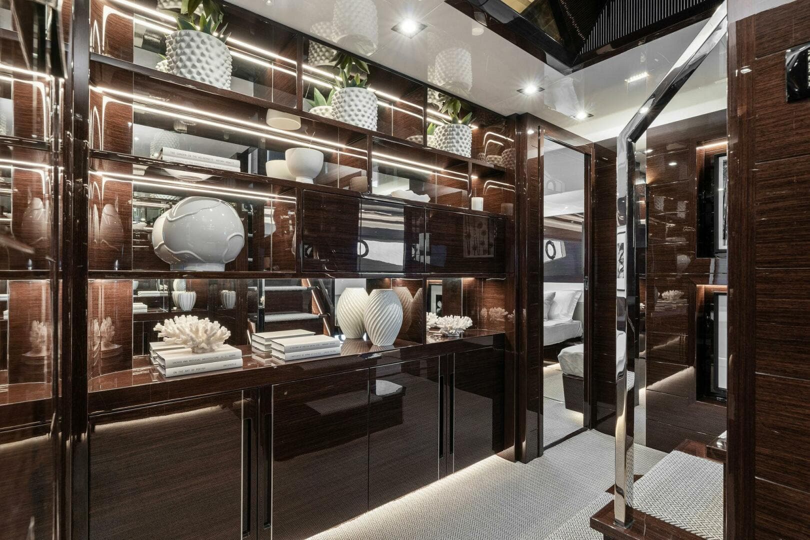 2023 Pearl 95 — photo 34