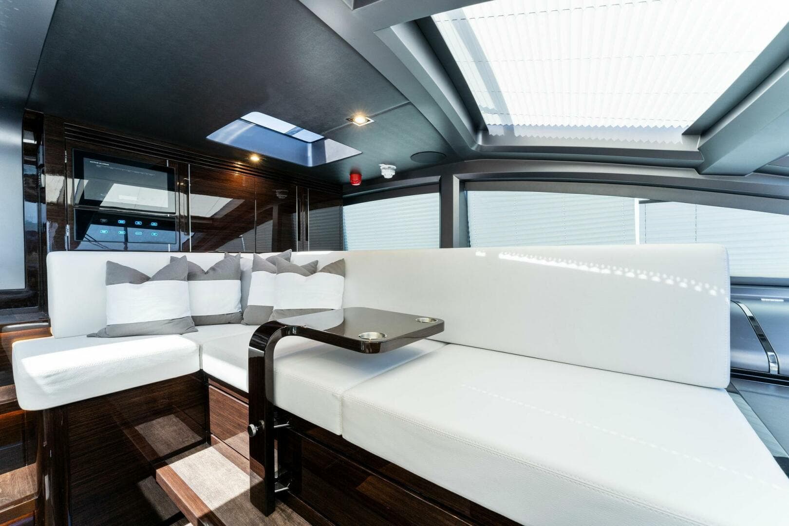 2023 Pearl 95 — photo 22