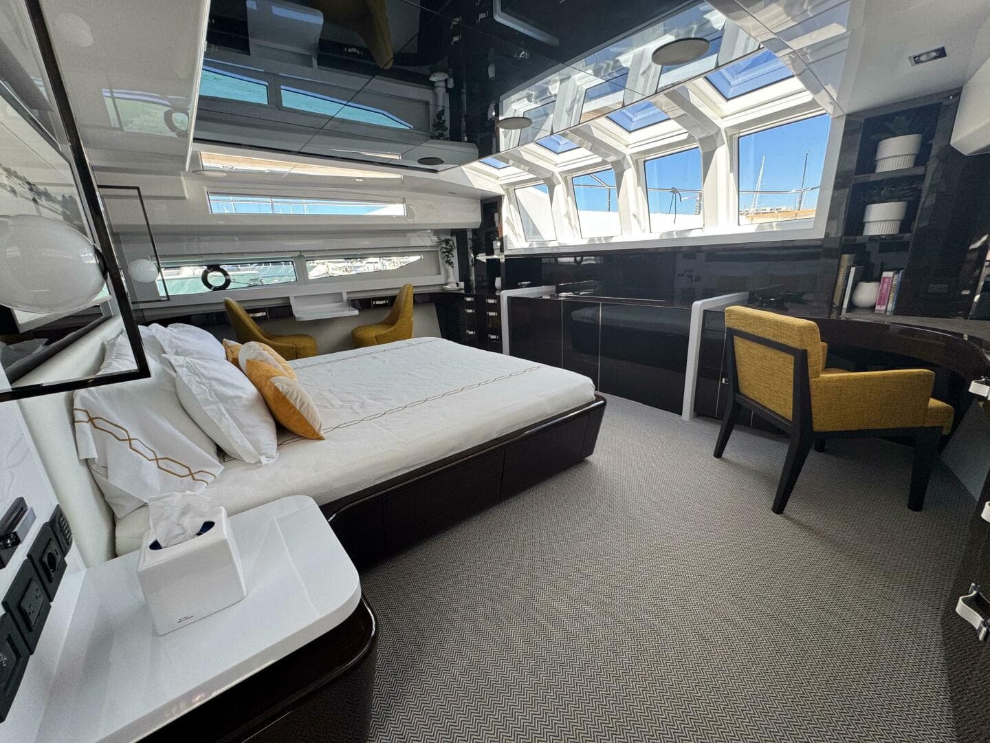 2023 Pearl 95 — photo 27