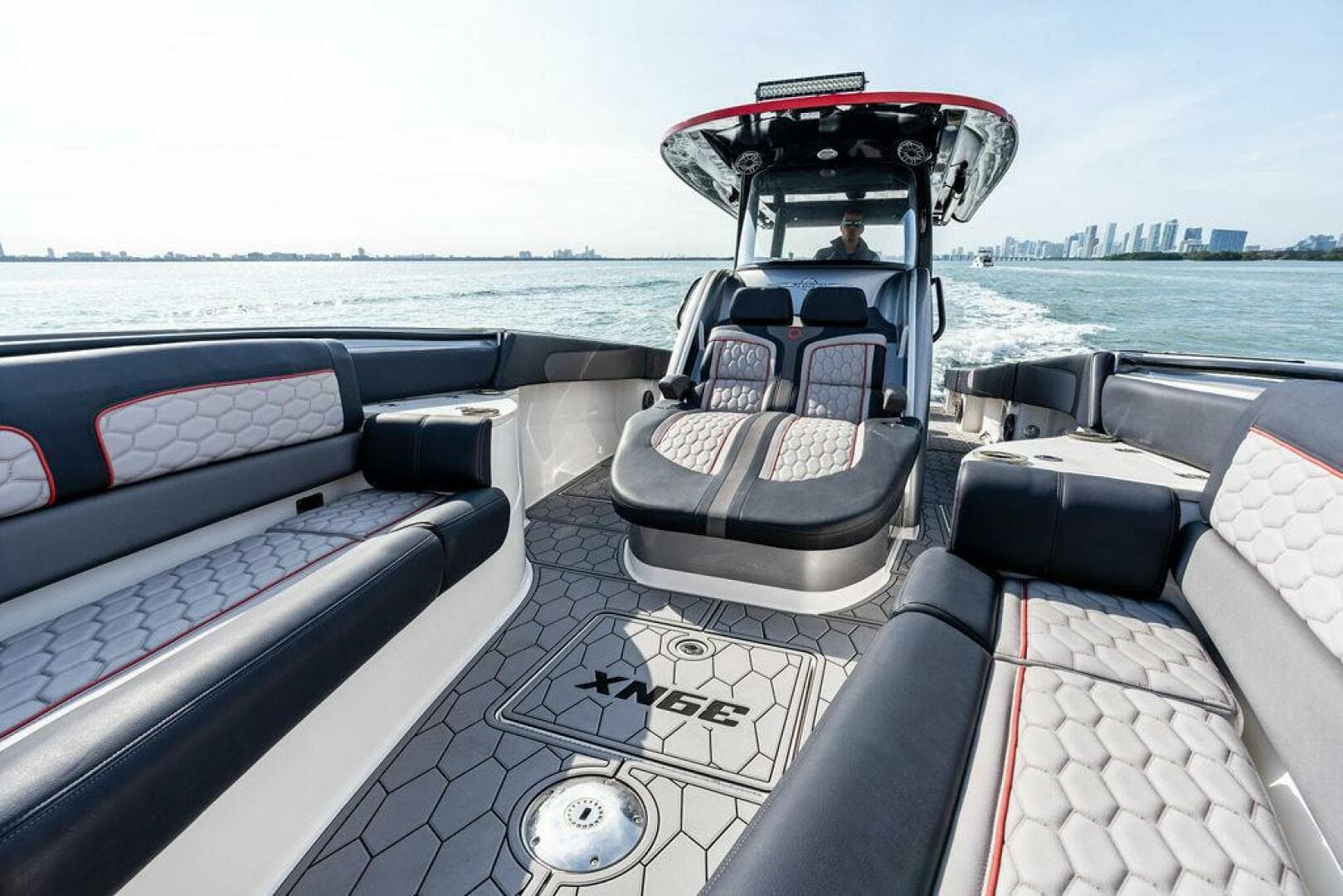 2021 Fountain 39 Nx — photo 19