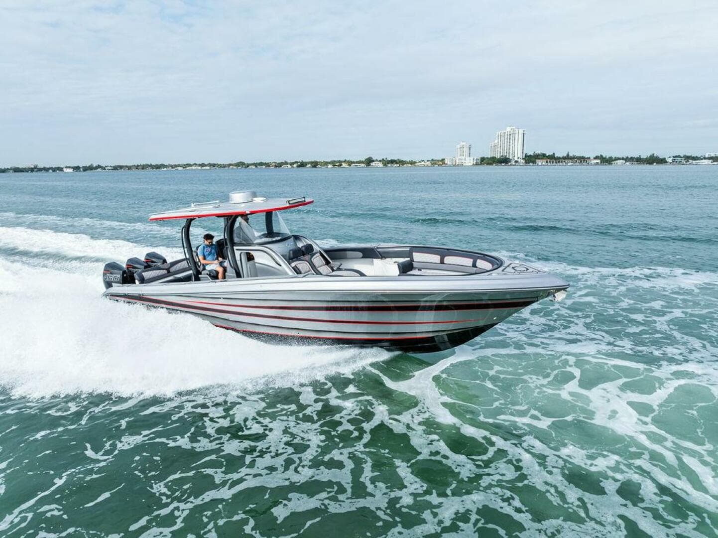 2021 Fountain 39 Nx — photo 2