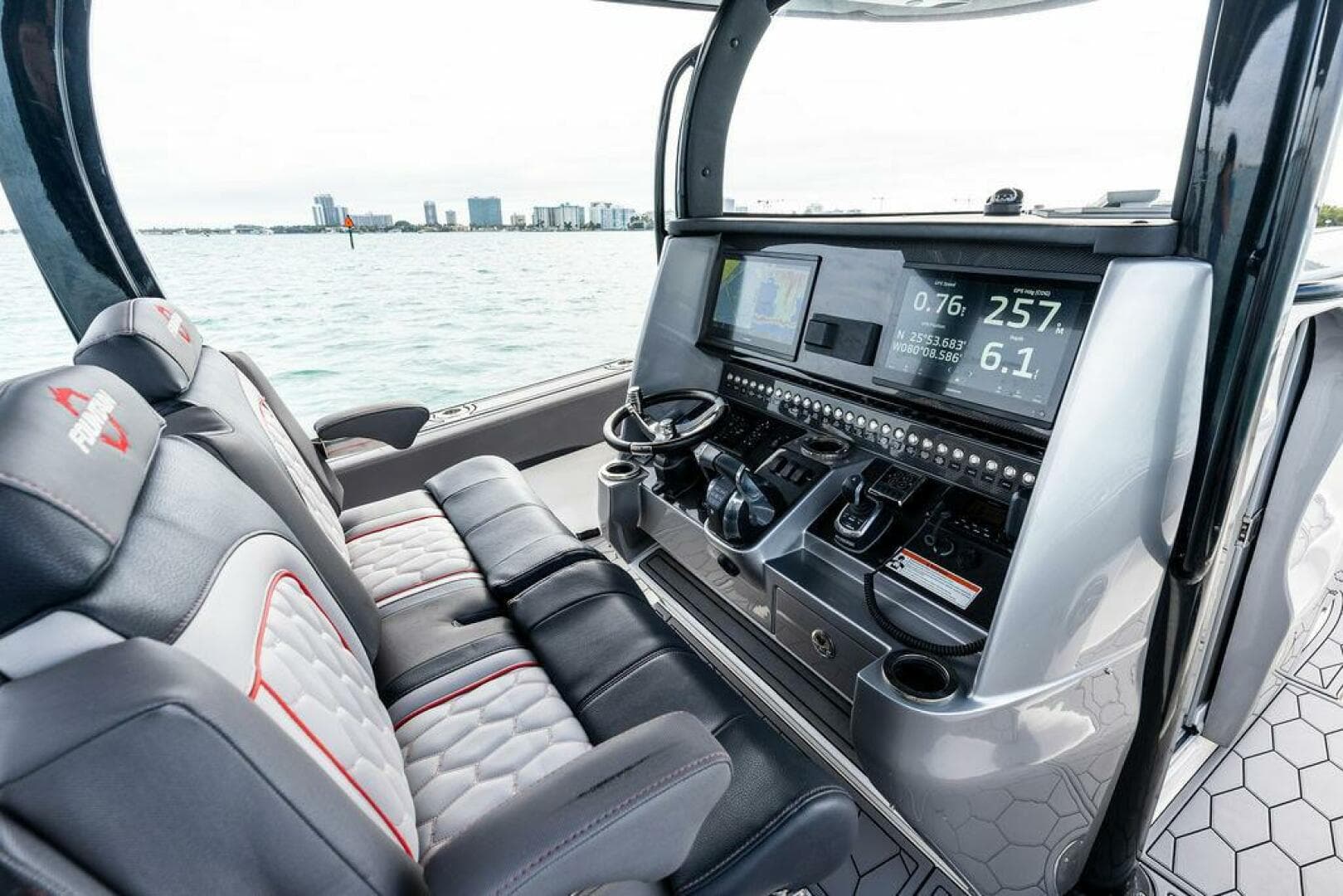 2021 Fountain 39 Nx — photo 14