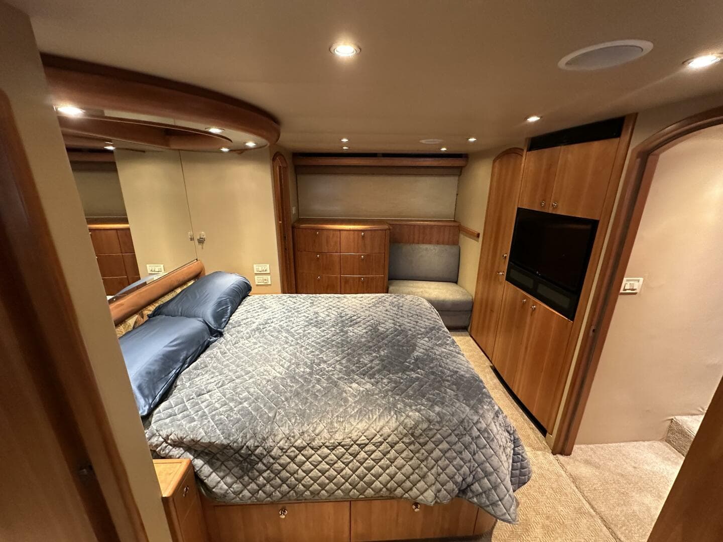 2004 Cheoy Lee — photo 60