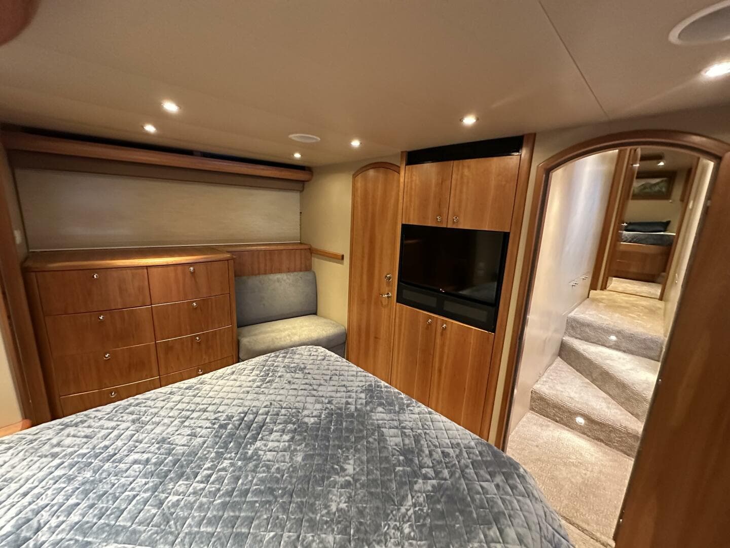 2004 Cheoy Lee — photo 61