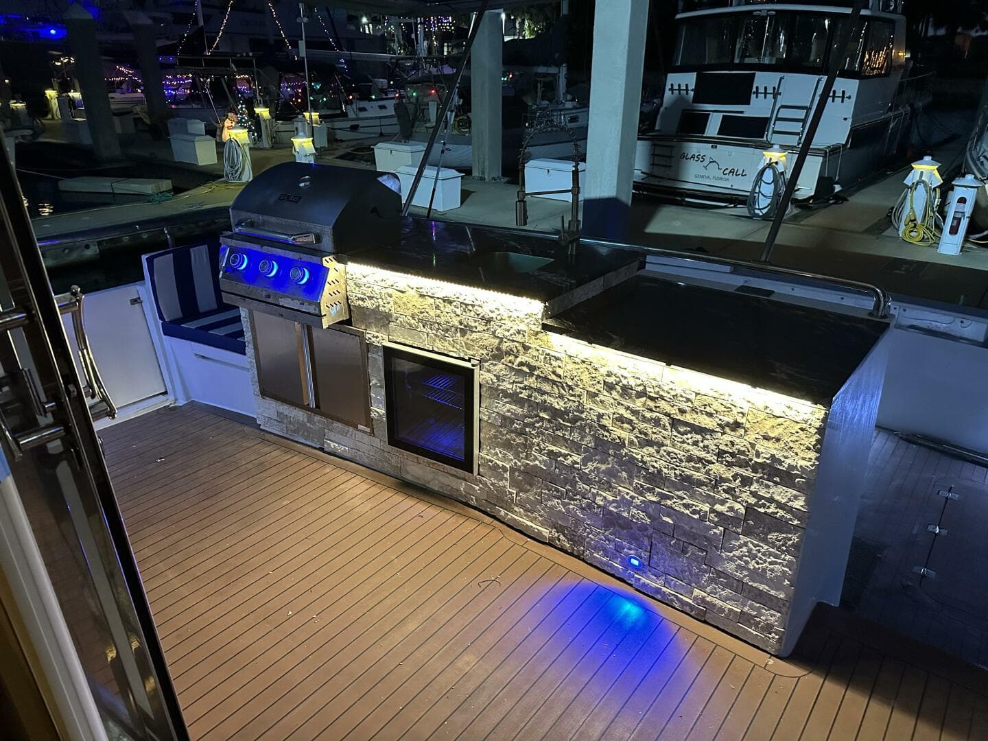 2004 Cheoy Lee — photo 23